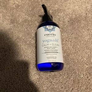 Cuccio calm & clean lavender hand and body wash